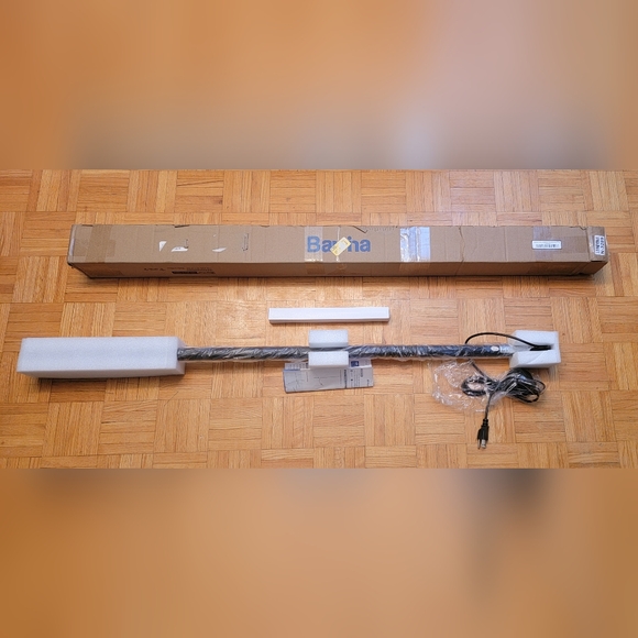 Barrina 42W UV Blacklight Bar with Tripod Stand, 4FT, 400nm - Picture 11 of 11